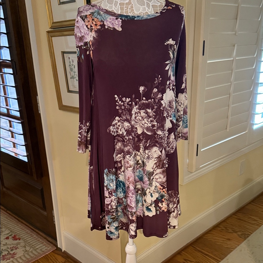 Bellamie Long Sleeve Floral Dress in Purple and White